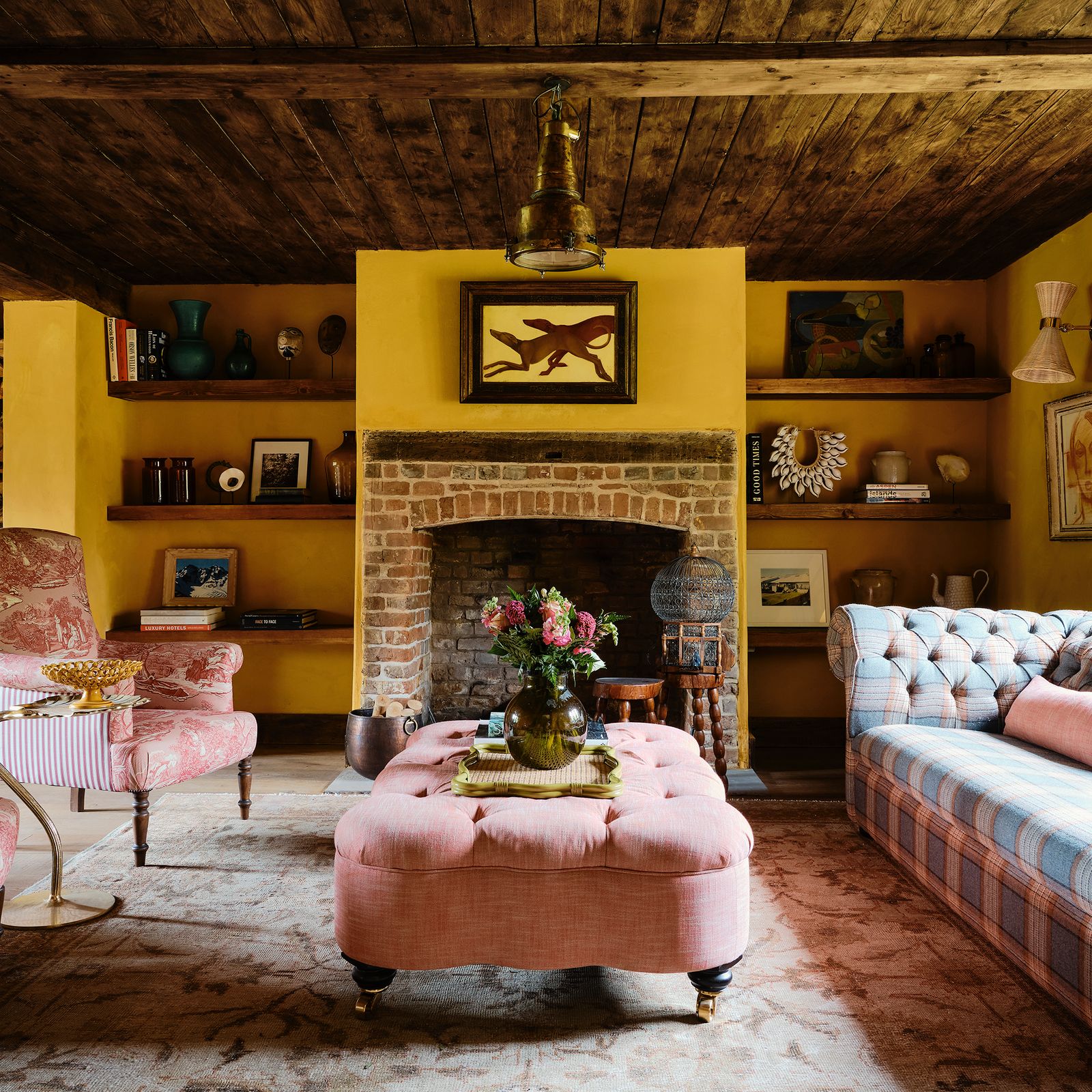 A Victorian cottage which captures the charm of English decorating