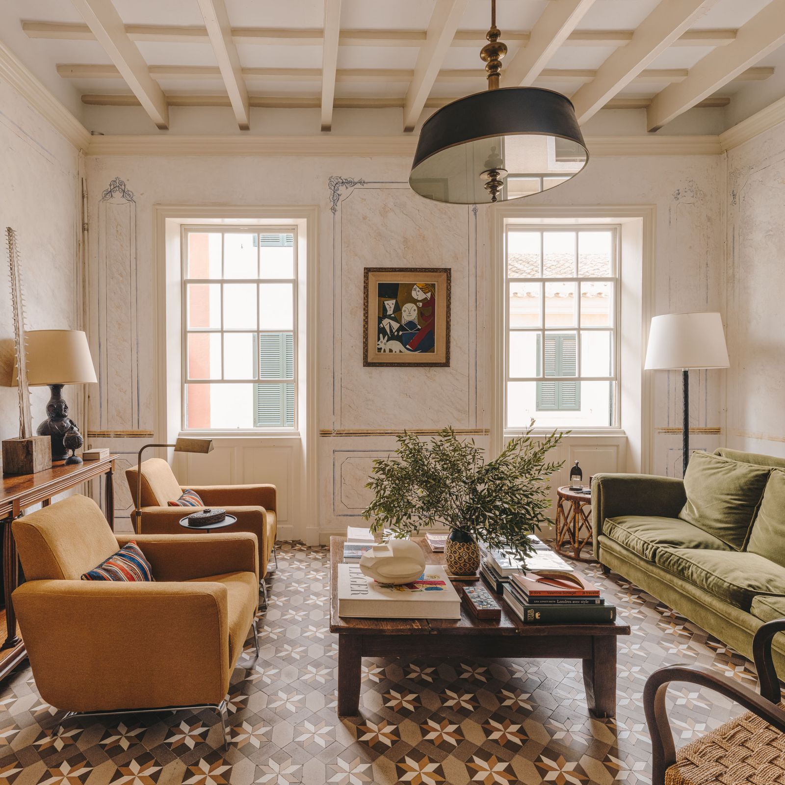 An antique dealer and interior designer's elegant second home in Menorca's capital