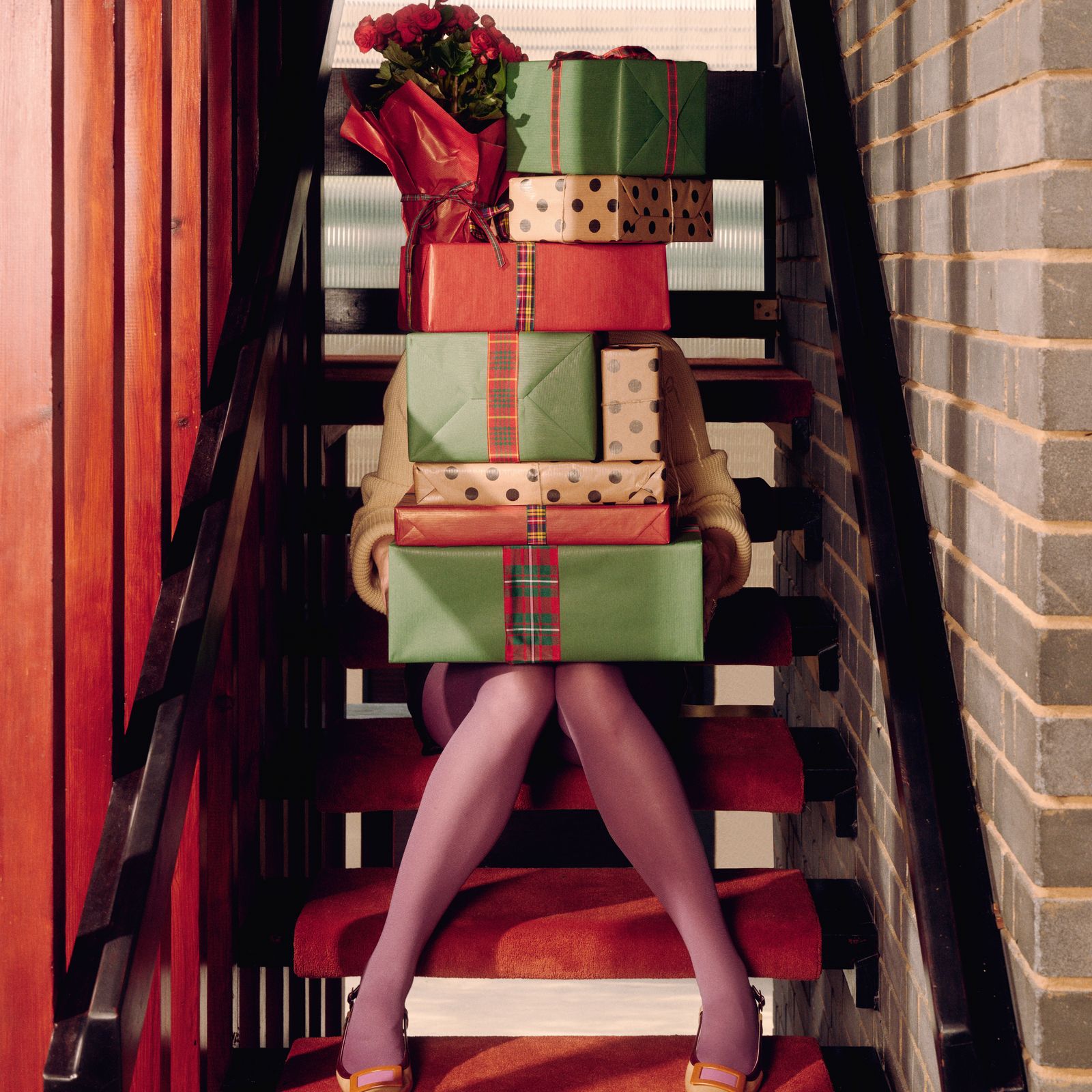 How to wrap a present like a professional