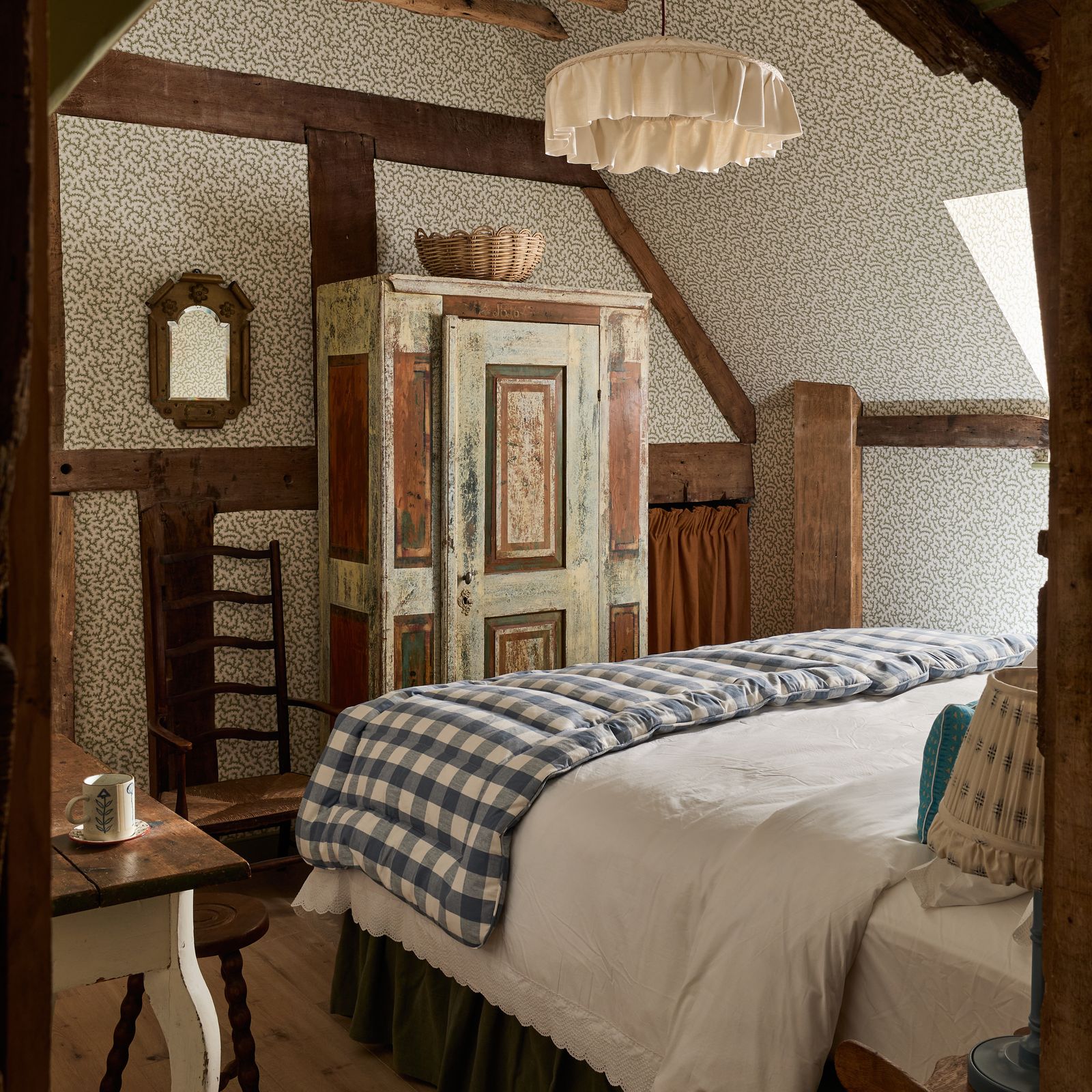 How to make your bedroom warm and inviting this winter