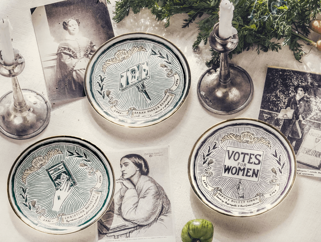 Renowned hotel Kimpton Fitzroy London has teamed up with acclaimed illustrator Fee Greening to launch a limitededition...